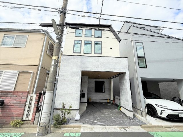 【外観】 | 【仲介手数料４１０万円が無料！！】■経堂駅１１分■ルーフバルコニー■リビングは吹抜け