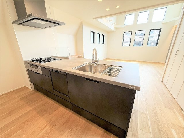 【キッチン】 | 【仲介手数料４１０万円が無料！！】■経堂駅１１分■ルーフバルコニー■リビングは吹抜け