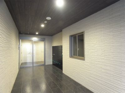 リブリ・Shirokaneのエントランス