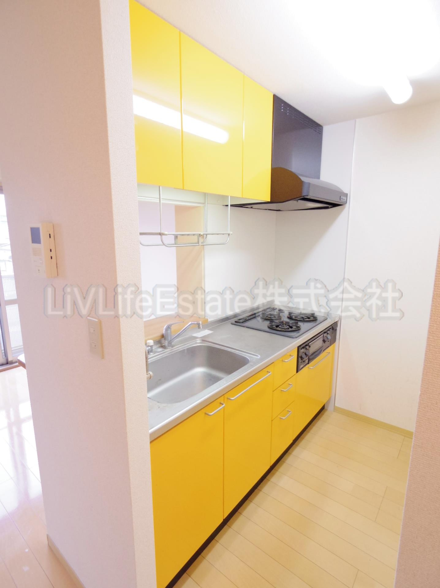 東大和市中央２丁目のアパートのキッチン