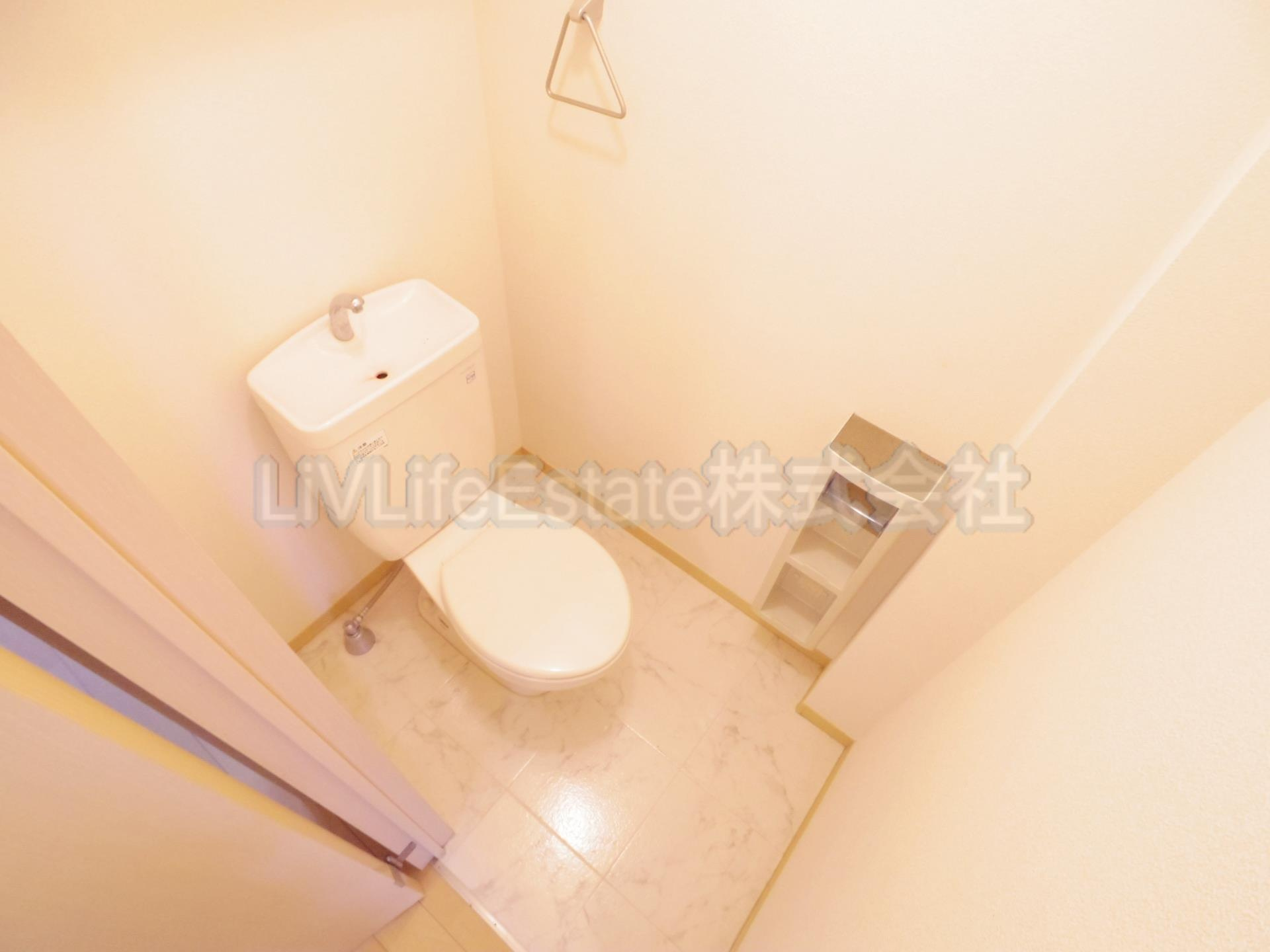 東大和市中央２丁目のアパートのトイレ