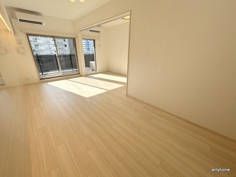 プレジオ梅田　仲介手数料無料の洋室