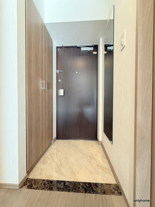 プレジオ梅田　仲介手数料無料の玄関