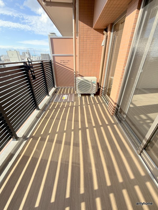 プレジオ梅田　仲介手数料無料のバルコニー