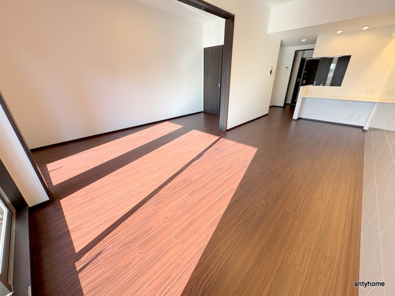 プレジオ梅田　仲介手数料無料の居間・リビング