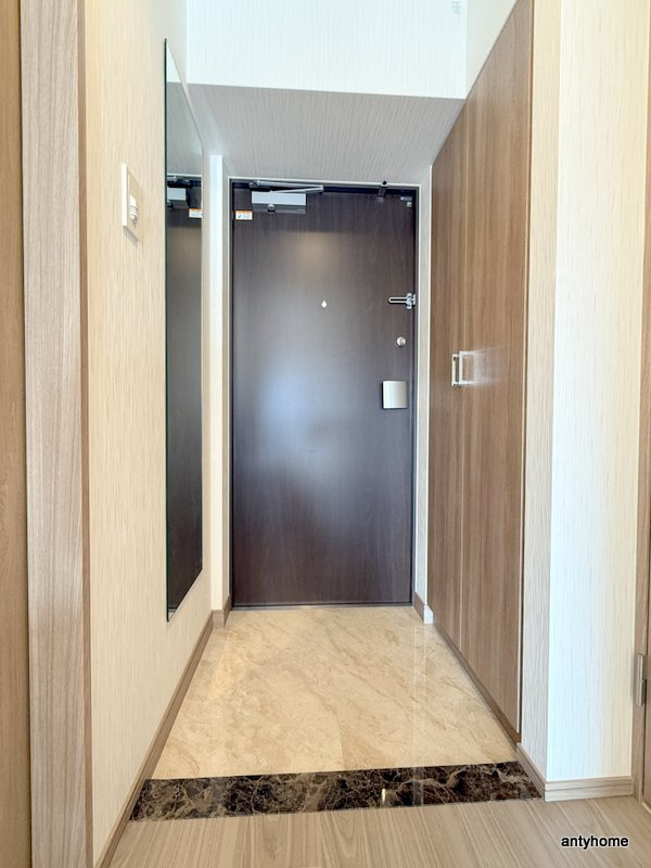 プレジオ梅田　仲介手数料無料の玄関