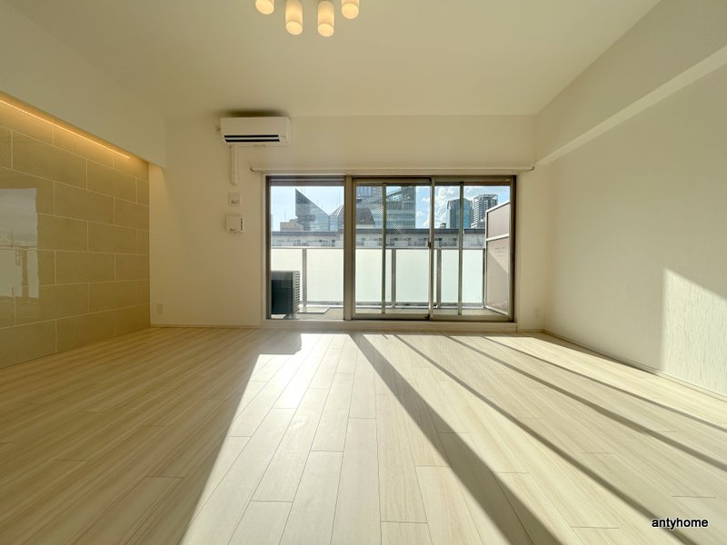 プレジオ梅田　仲介手数料無料の居間・リビング