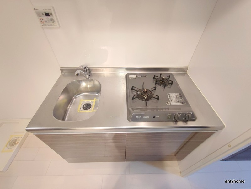 Luxe新大阪1　仲介手数料無料のキッチン