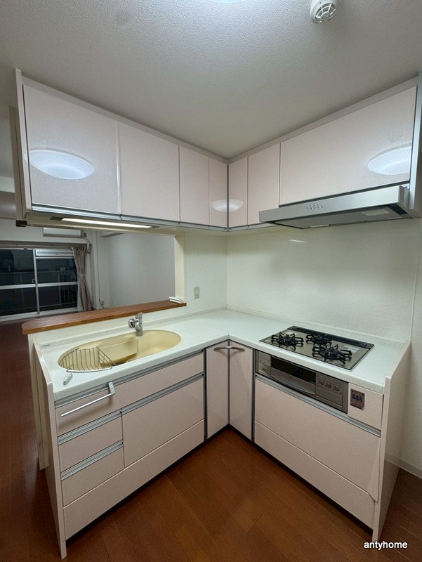 新大阪グランドハイツ1号棟　仲介手数料無料のキッチン