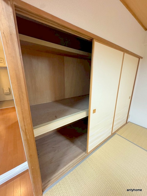 新大阪グランドハイツ1号棟　仲介手数料無料の収納