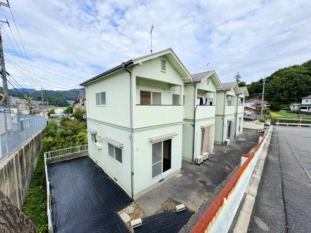 テラス高村B棟の外観