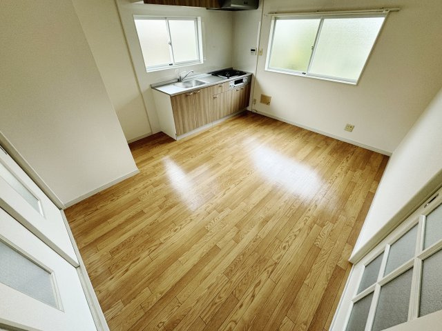 テラス高村B棟の居間・リビング