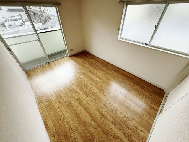 テラス高村B棟の寝室