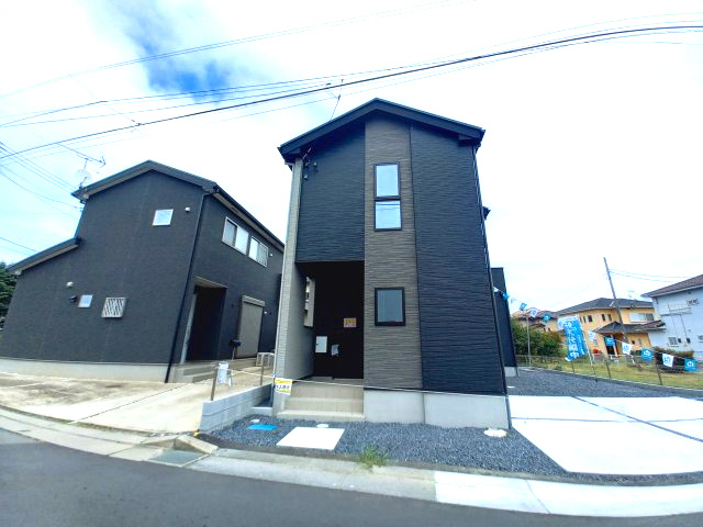 水戸市千波町8期の外観|スタイリッシュな外観です