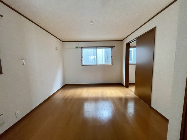 板橋区四葉2丁目　旧分譲地内　内外装リフォーム予定　中古戸建の居間・リビング