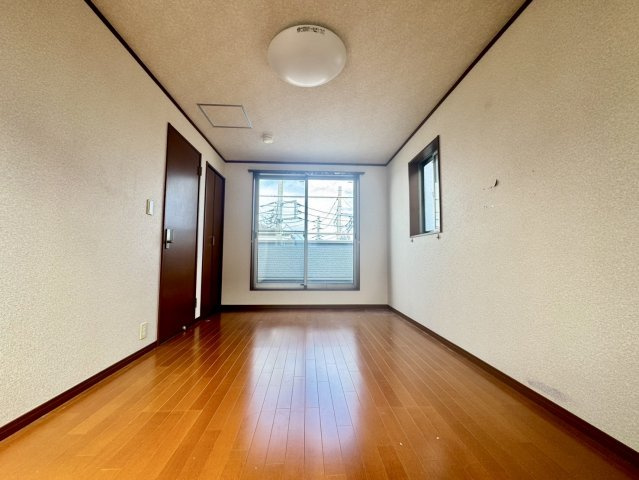 板橋区四葉2丁目　旧分譲地内　内外装リフォーム予定　中古戸建の洋室