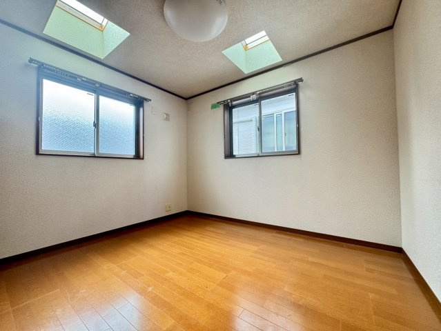 板橋区四葉2丁目　旧分譲地内　内外装リフォーム予定　中古戸建の洋室