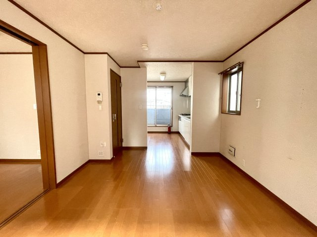 板橋区四葉2丁目　旧分譲地内　内外装リフォーム予定　中古戸建の居間・リビング