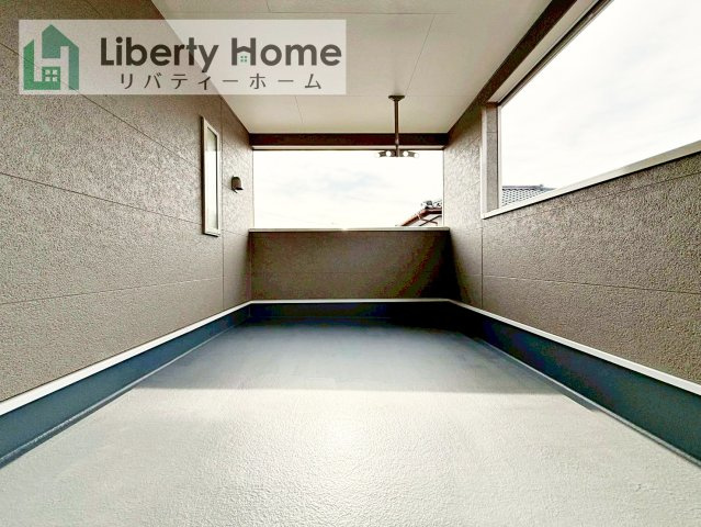 土浦市中第8　新築戸建のバルコニー