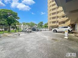 ライオンズガーデン緑ヶ丘の駐車場