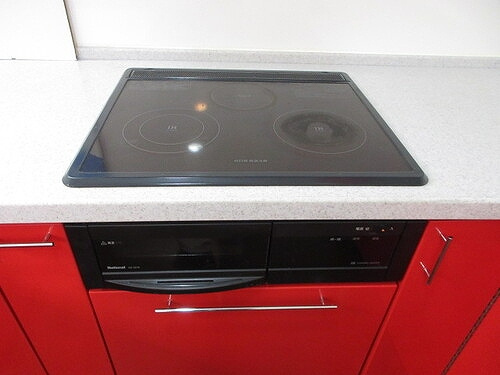 サンクタス南千里の設備|３口ＩＨクッキングヒータ　※前回募集時／２０２３年６月の写真