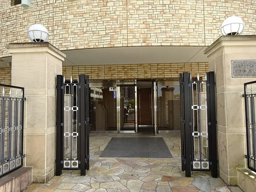 サンクタス南千里のエントランス|エントランス