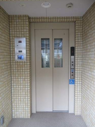 サンクタス南千里のその他|エレベータ