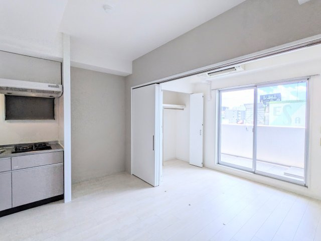 プロスパー江坂479の居間・リビング