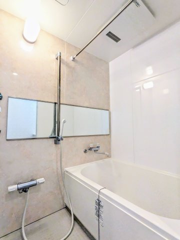 プロスパー江坂479の浴室|203