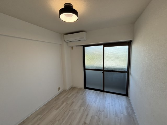 ミューズ上山手の居間・リビング