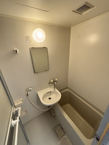 ミューズ上山手の浴室