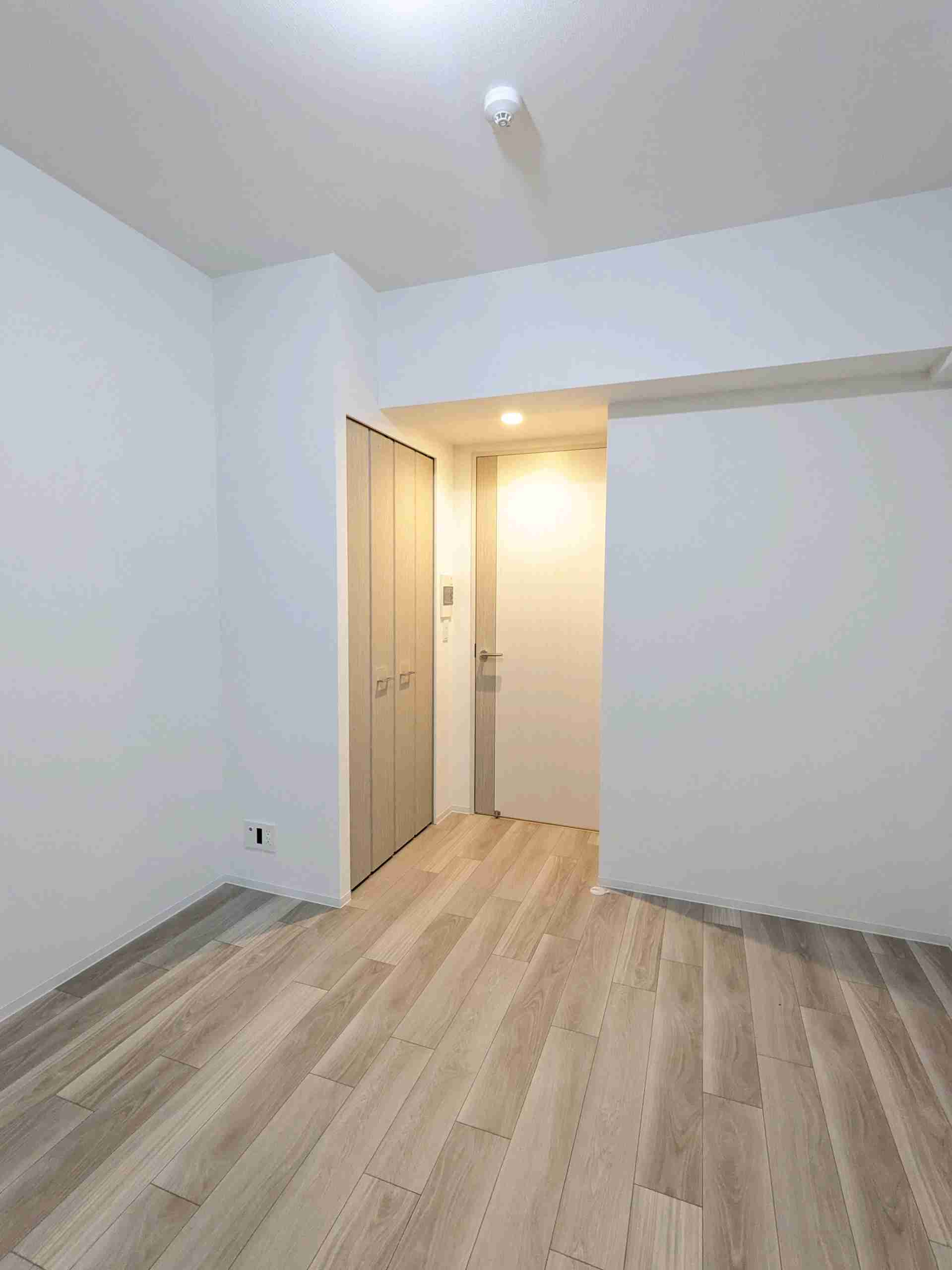 アルティザ江坂の居間・リビング