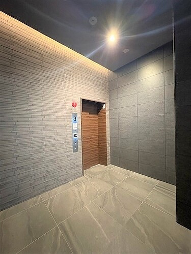 グランアッシュ江坂のその他|エレベーター