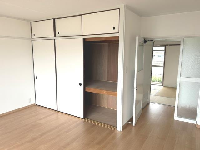 江坂住宅壱号棟　の収納