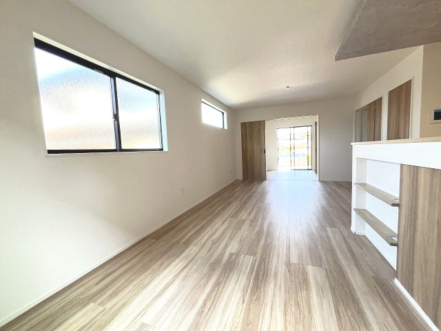 【内装】 | 福岡市東区高美台1丁目3期　1号棟（全2棟）【仲介手数料無料・0円】 | 施工例。施工例は完成時と異なる場合があります。