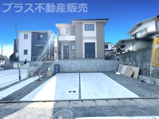 【外観】 | 現地写真。プラス不動産販売なら、現場の全ての棟をまとめてご見学頂けます。