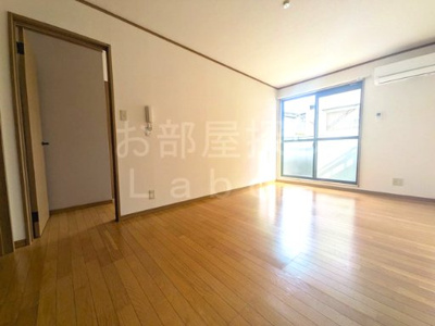 【居間・リビング】 | ヴィラ・シャルマン