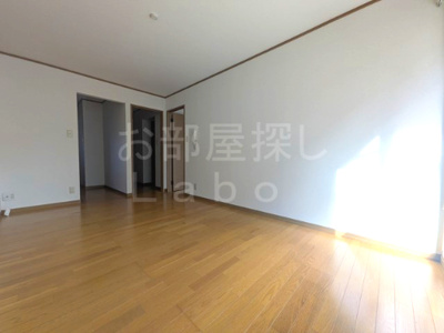 【居間・リビング】 | ヴィラ・シャルマン