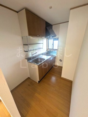 【キッチン】 | ヴィラ・シャルマン