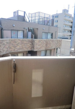 フェニックス芦花公園駅前壱番館の展望|暖かな日差しがふりそそぎます