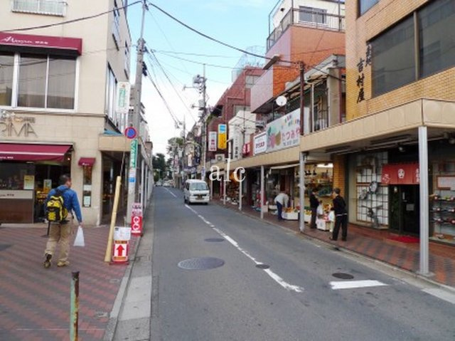 フェニックス芦花公園駅前壱番館の周辺