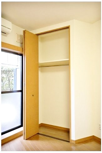 フェニックス芦花公園駅前壱番館の収納|便利な収納スペースです