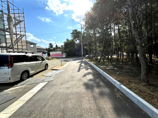 【その他】 | 福岡市東区奈多2丁目5期　4号棟（全5棟）【仲介手数料無料・0円】 | 現地写真。前面道路です。