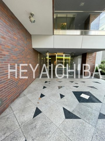 アビタシオン大島のエントランス