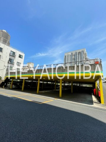 アビタシオン大島の駐車場