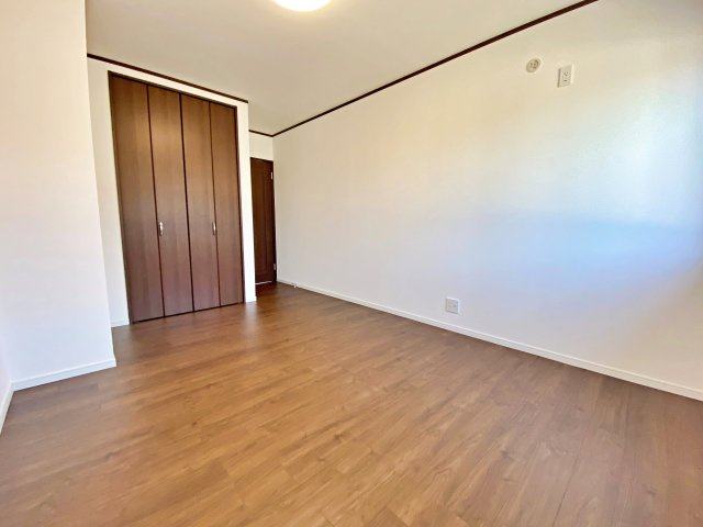 【洋室】 | 綾瀬市綾西四丁目戸建 | 使い勝手のいい洋室です
