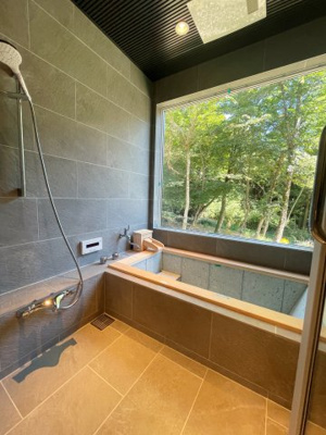 【浴室】 | 箱根町宮城野戸建 | 落ち着いた空間のお風呂です