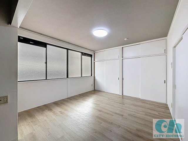 但馬屋ビル 202号室の居間・リビング