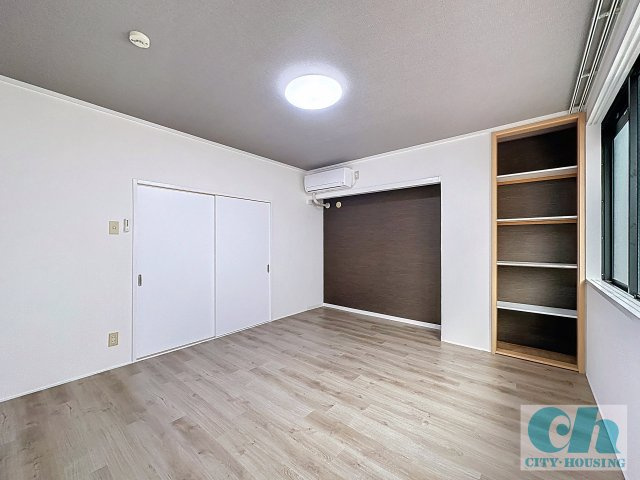 但馬屋ビル 202号室の居間・リビング