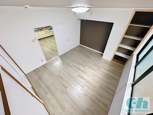 但馬屋ビル 202号室の居間・リビング